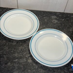 2 Corning Decor White Dinner Plates Blue Trim. Great condition REPLACEMENTS